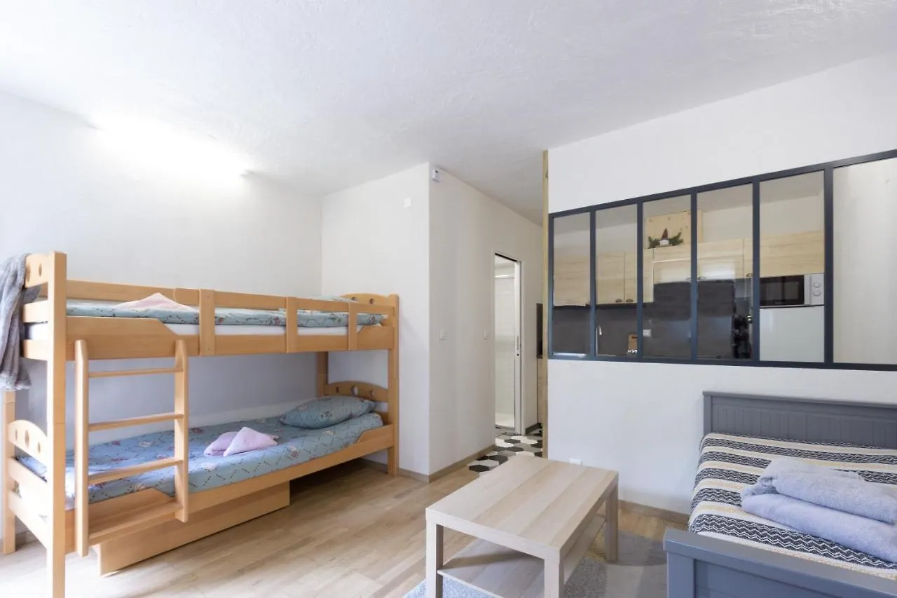 Charmant Studio 2 Courchevel 0*,
